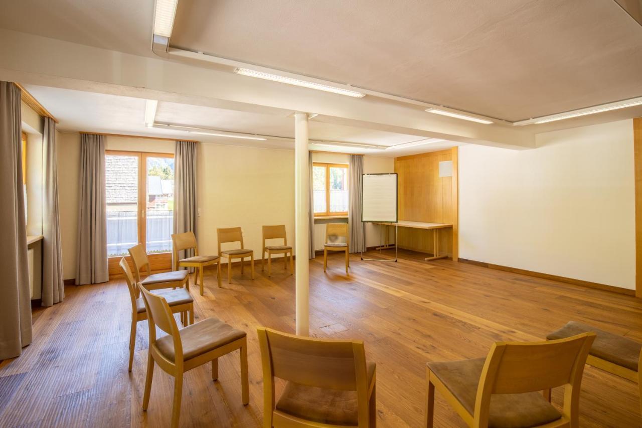 Hotel Gasthof Kreuz Sonntag Extérieur photo